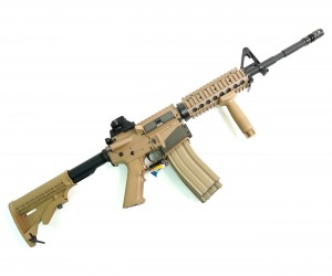 Страйкбольный автомат G&G TR16 R4 Carbine Desert (M4A1) TGR-016-R4C-DBB-NCM