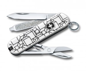 Нож-брелок Victorinox Classic 0.6223.L2105 ”Cubic Illusion” (58 мм)